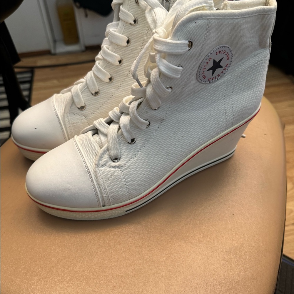 Converse White High-Top Sneakers Classic Canvas Style
